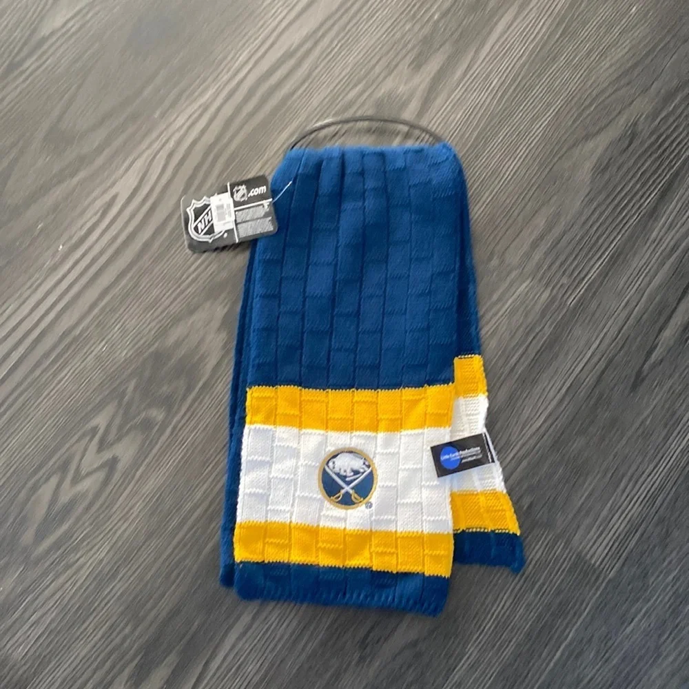 🍍BUFFALO SABRES SCARF🍍F-2